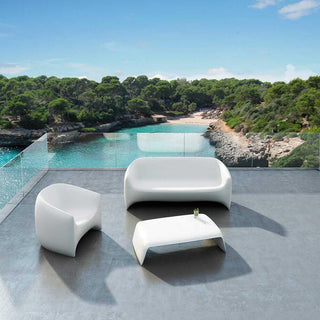 Vondom Blow armchair polyethylene by Stefano Giovannoni - Buy now on ShopDecor - Discover the best products by VONDOM design